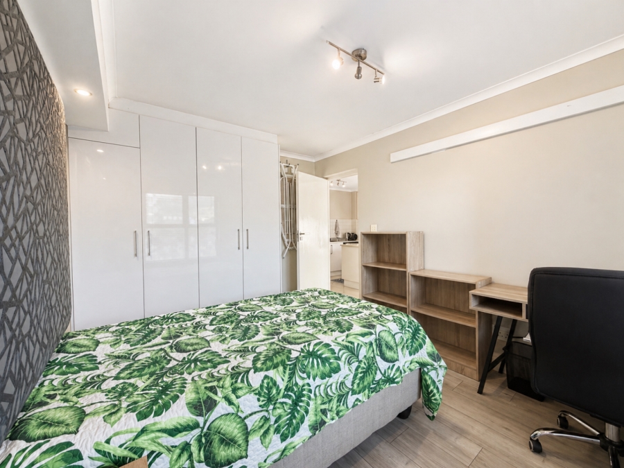 1 Bedroom Property for Sale in Observatory Western Cape